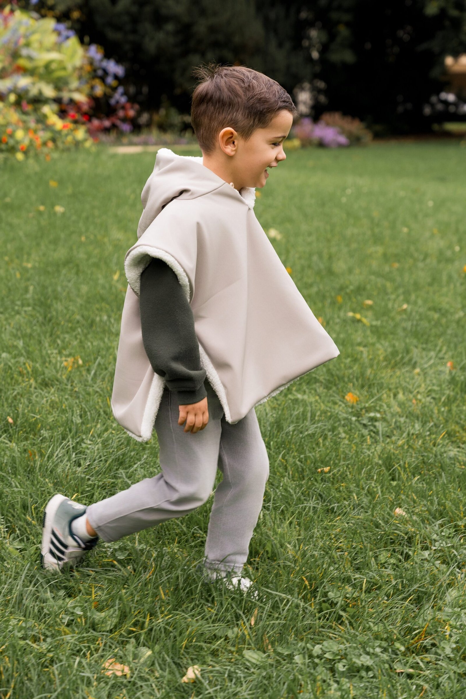 Poncho Imperméable gris – Image 3