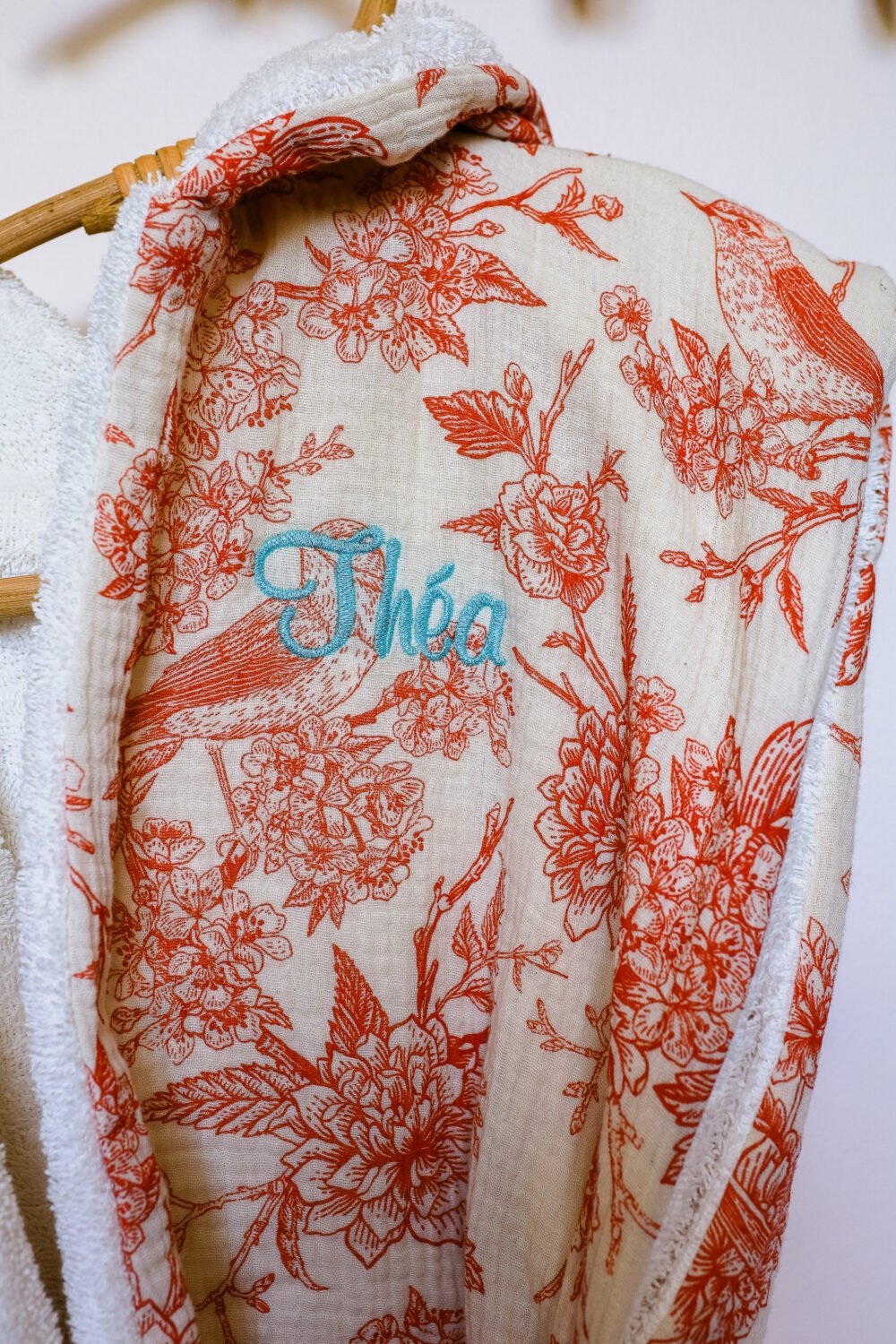 Peignoir de bain jungle rouge – Image 2