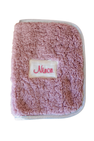 Protège carnet de santé moumoute rose