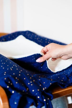 Housse matelas à langer marine pois doré