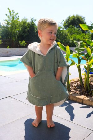 Poncho de bain vert pois doré