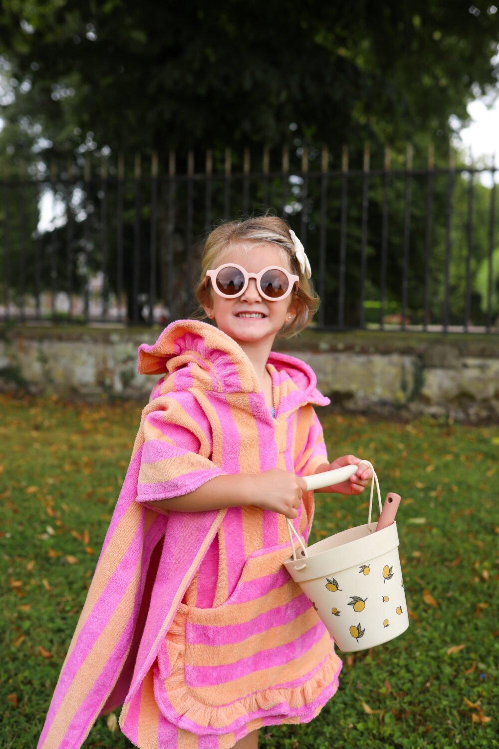 Poncho de bain froufrou rayé rose/orange – Image 2