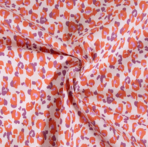 Tissu coton léopard rose