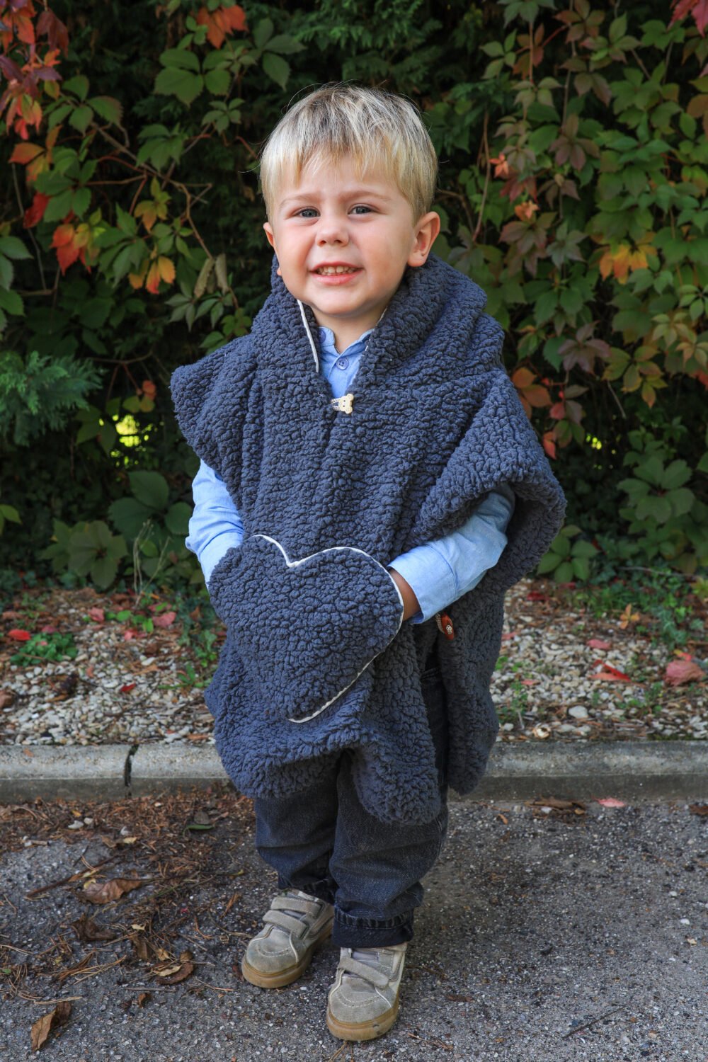 Poncho poche coeur moumoute anthracite – Image 2