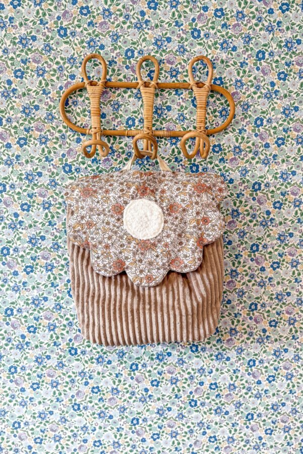 Sac à dos rabat fleur Romy