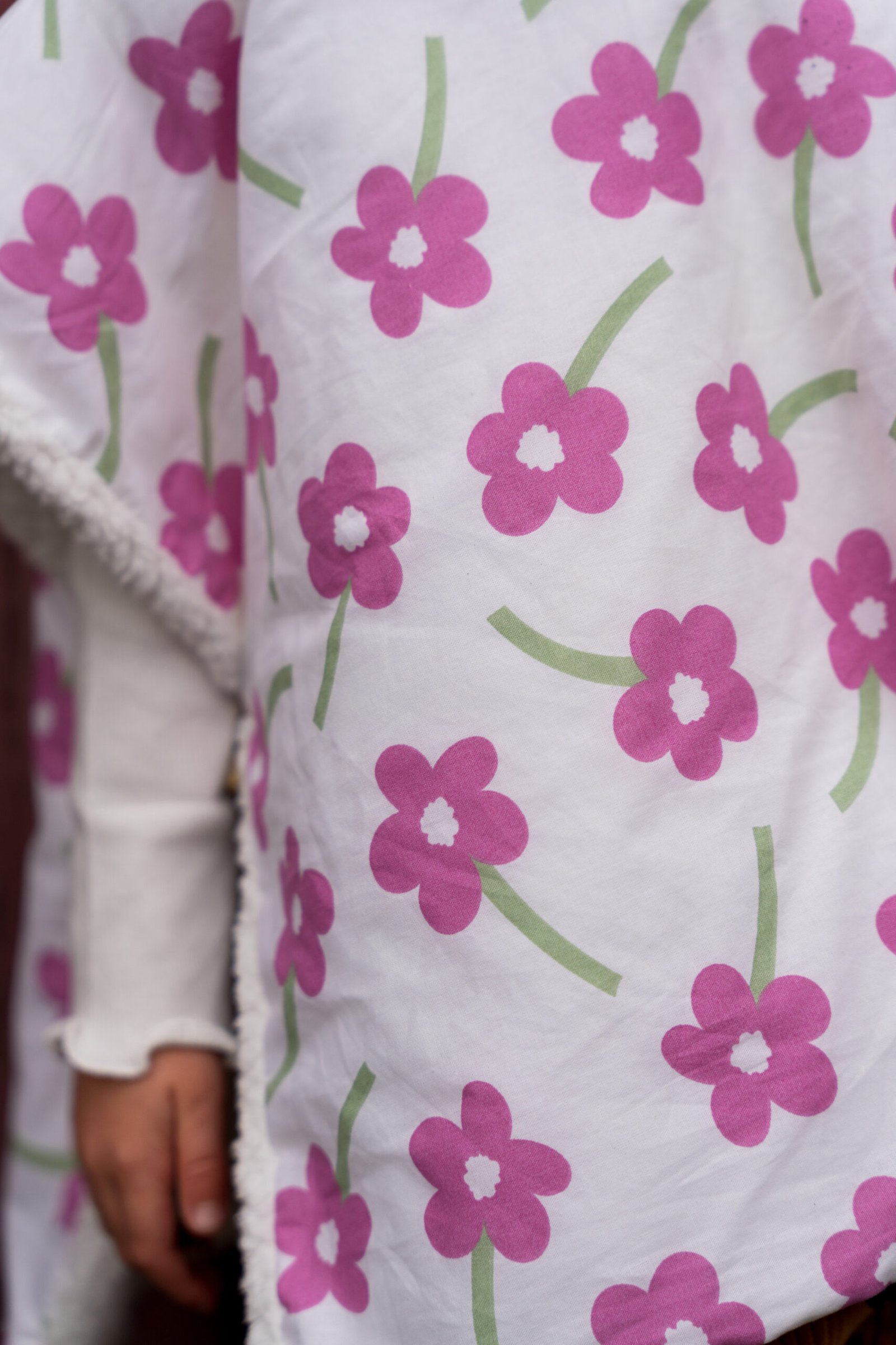 Poncho fleuris Lucia – Image 3