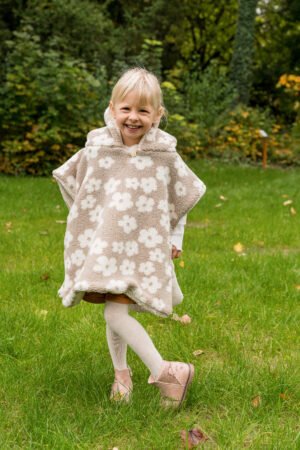 Poncho fleurs blanche