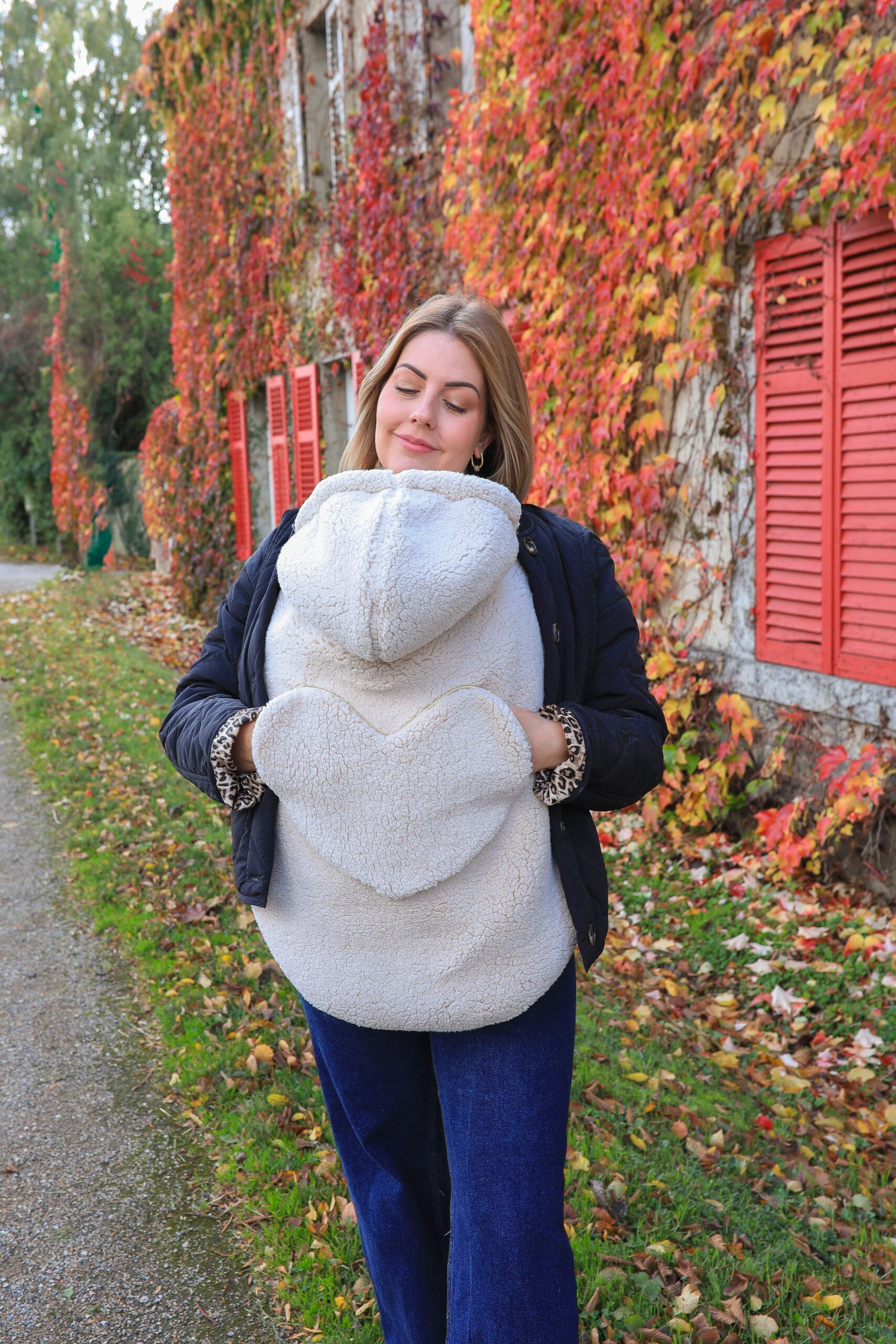 Couverture de portage poche coeur liseré doré – Image 2