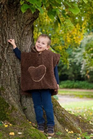 Poncho poche coeur moumoute marron
