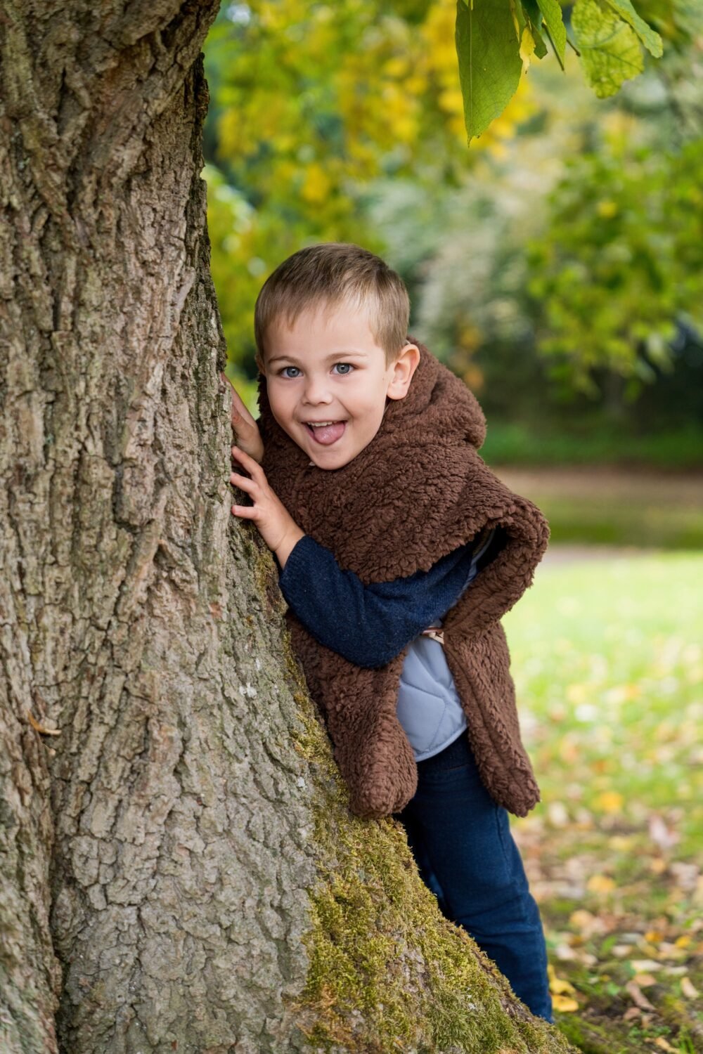 Poncho poche coeur moumoute marron – Image 2