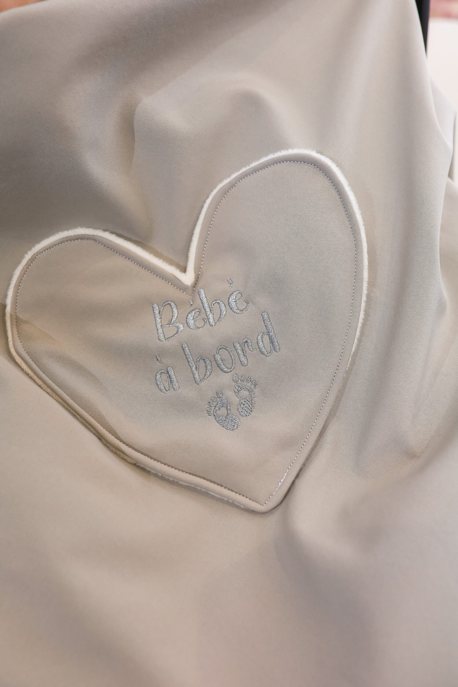 Couverture de cosy imperméable grise – Image 2