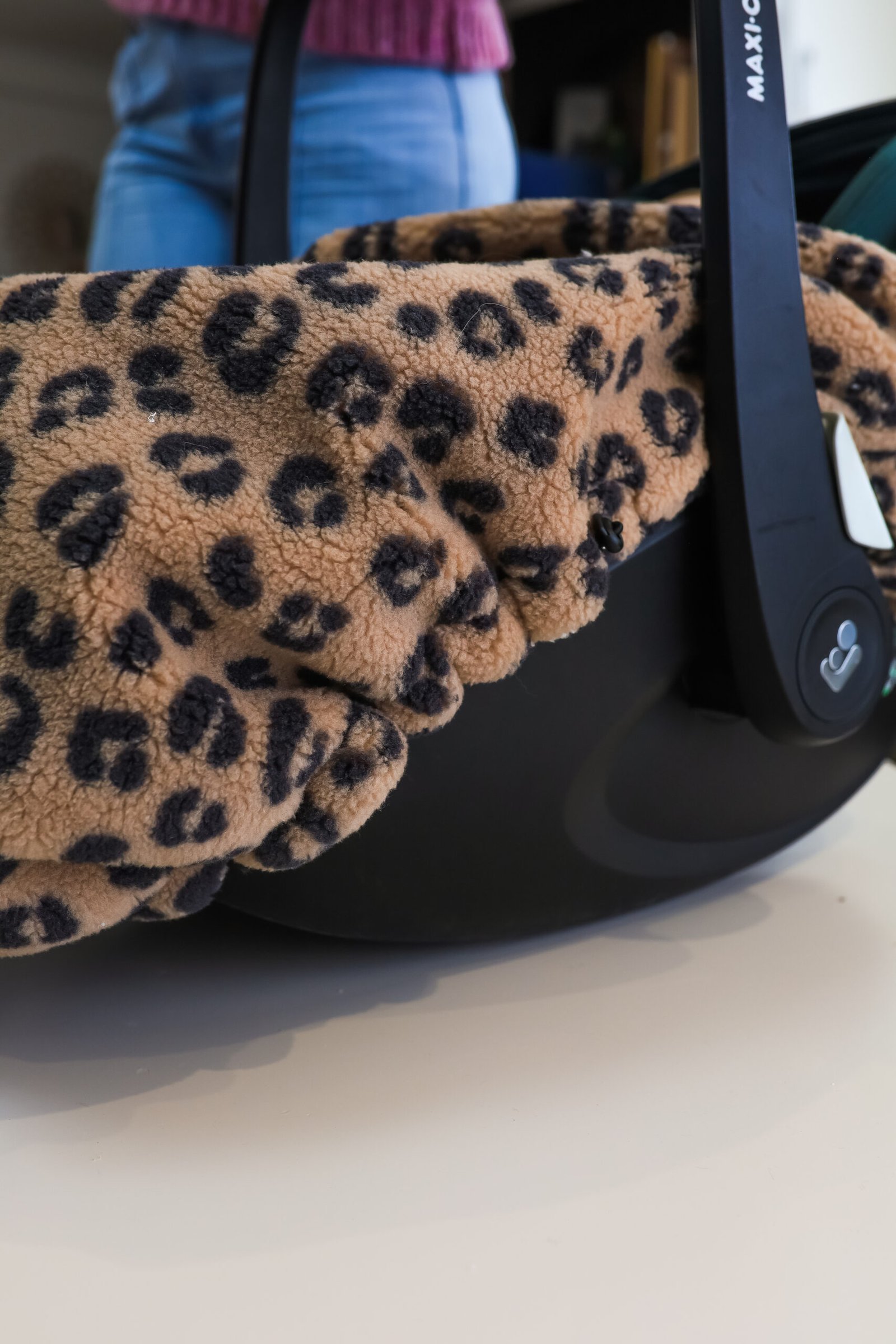 Couverture de cosy moumoute leopard – Image 3