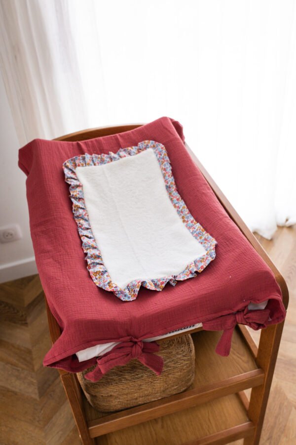 Housse matelas à langer froufrou terracotta/ Maria