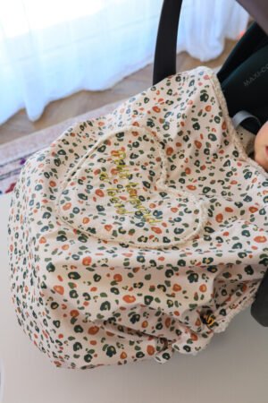 Couverture de cosy imperméable léopard