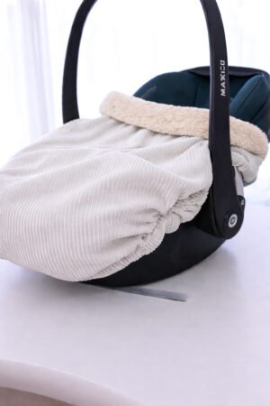 Couverture de cosy velours écru