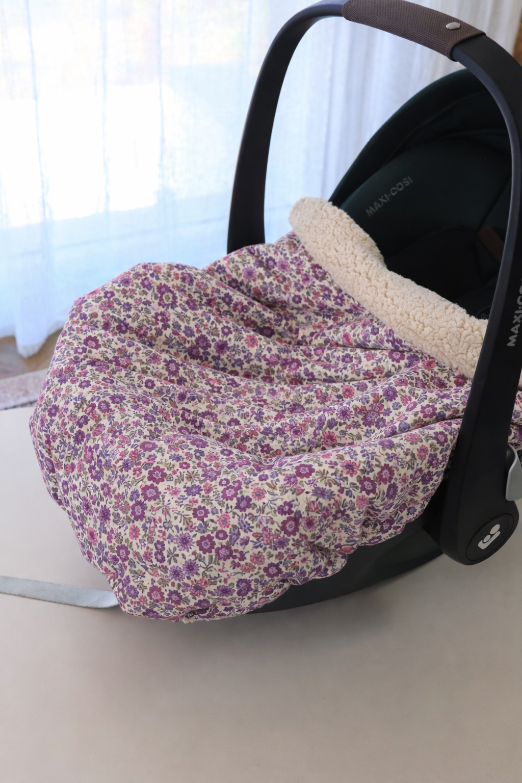 Couverture de cosy fleuris Ines