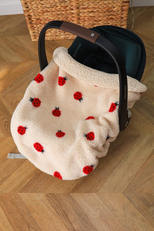 Couverture de cosy moumoute Coccinelles