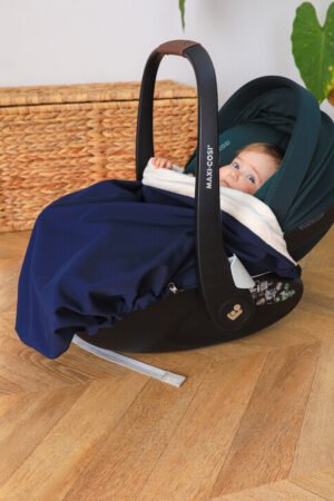 Couverture de cosy imperméable bleu