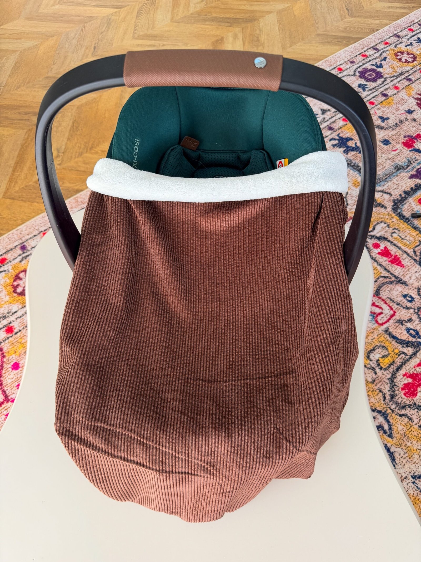 Couverture de cosy velours marron – Image 2