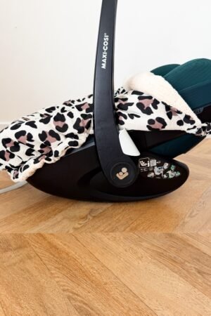 Couverture de cosy léopard félin