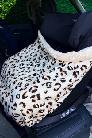 EN STOCK- Couverture de cosy leopard camel/moumoute