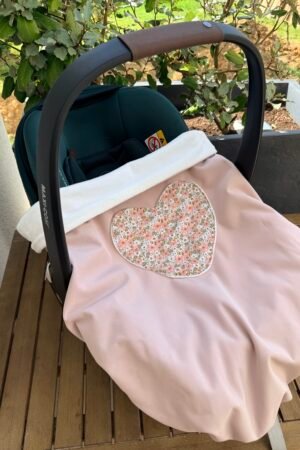 EN STOCK- Couverture de cosy imper rose coeur Alma