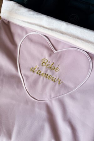 EN STOCK- Couverture de cosy imper rose coeur brodé