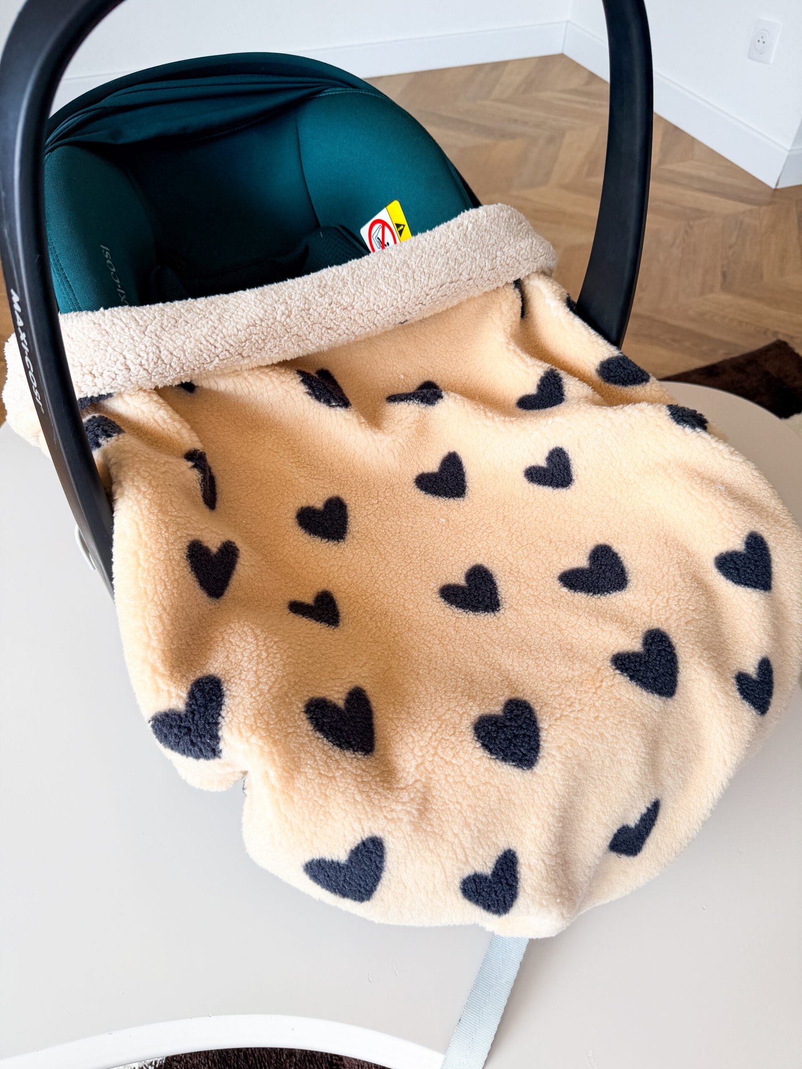 Couverture de cosy moumoute coeur anthracite – Image 3