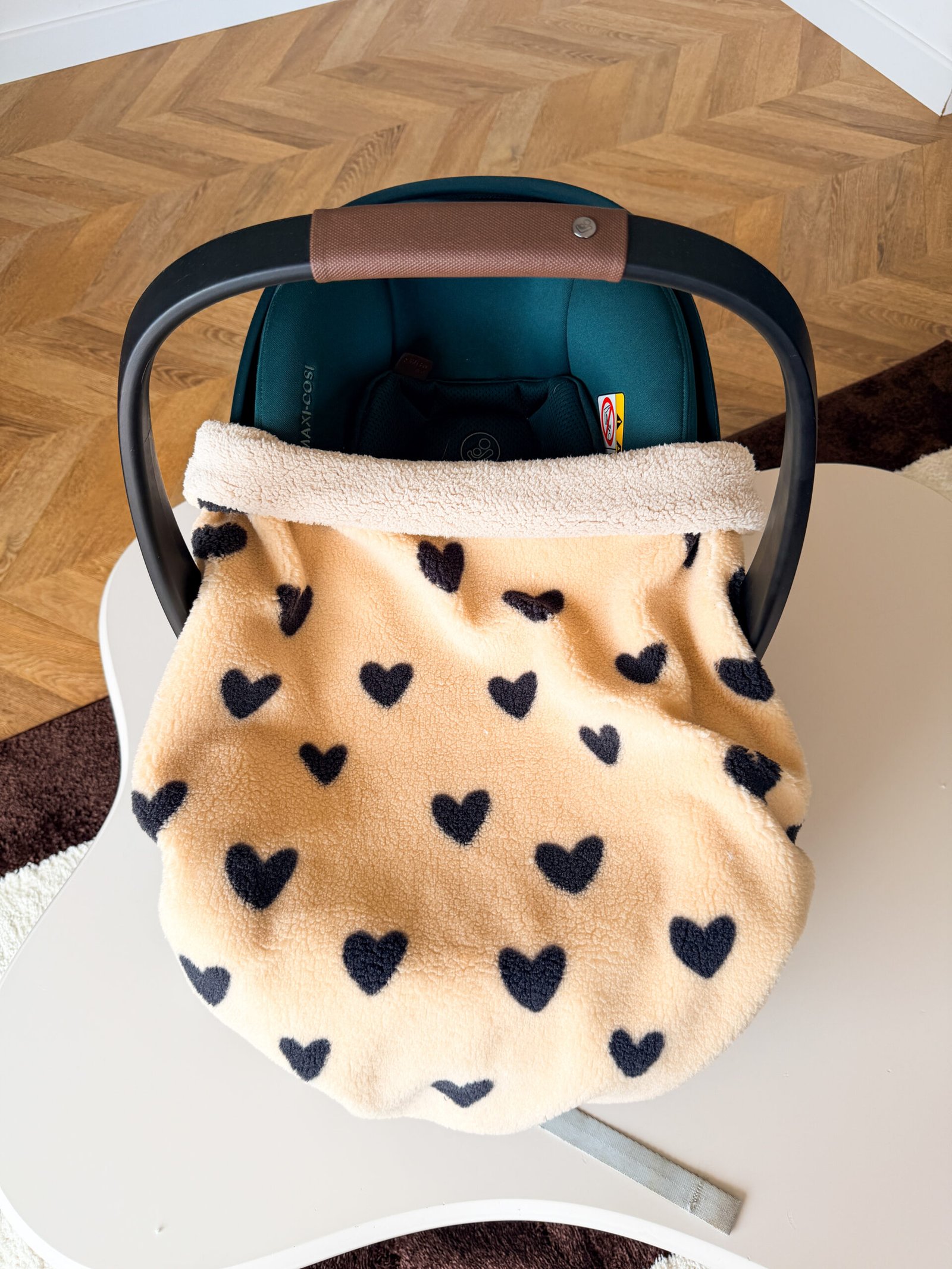 Couverture de cosy moumoute coeur anthracite