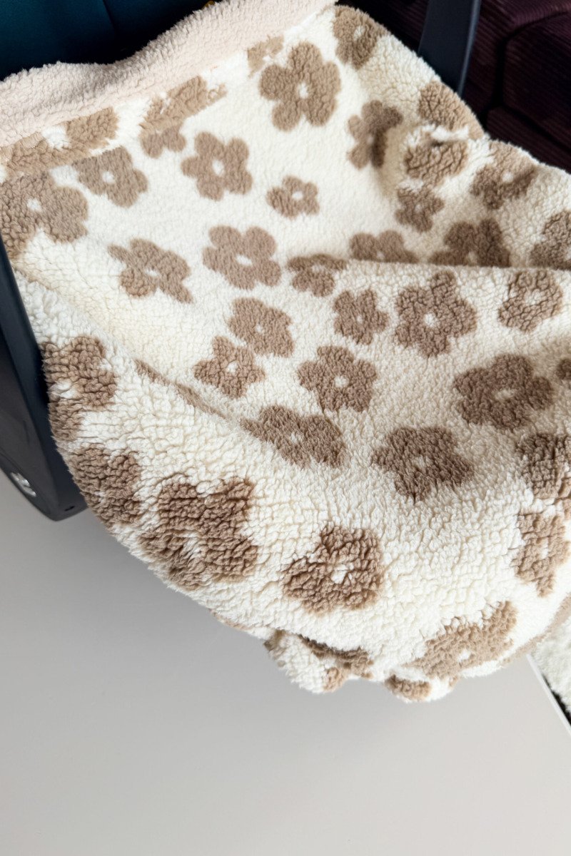 Couverture 3 en 1 moumoute fleur taupe