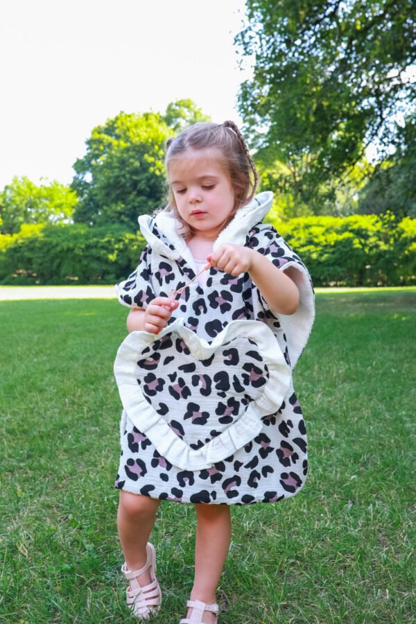 Poncho de bain félin