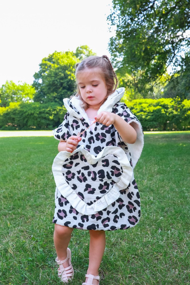 Poncho de bain félin
