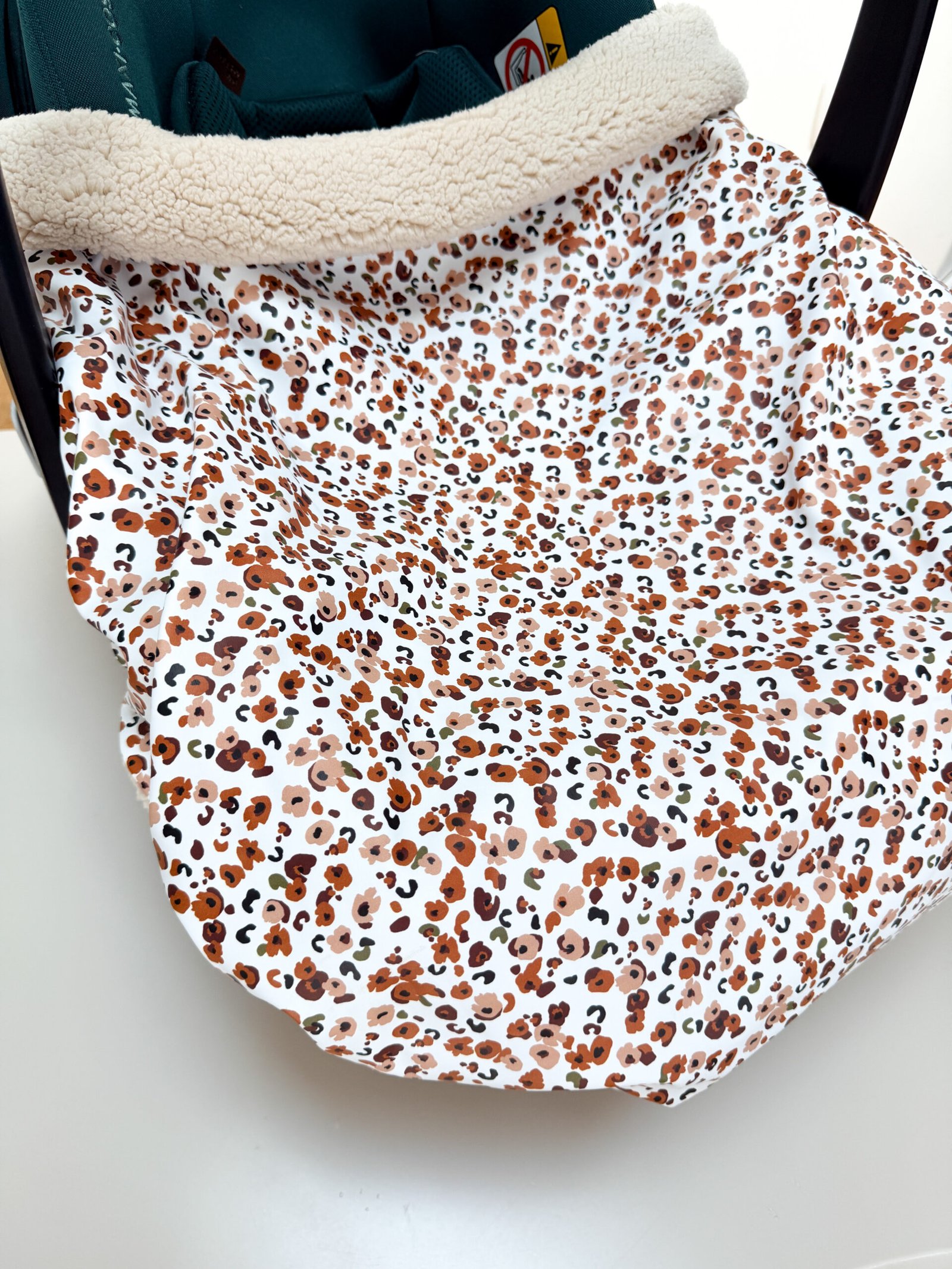 Couverture de cosy imperméable Ludovica – Image 2
