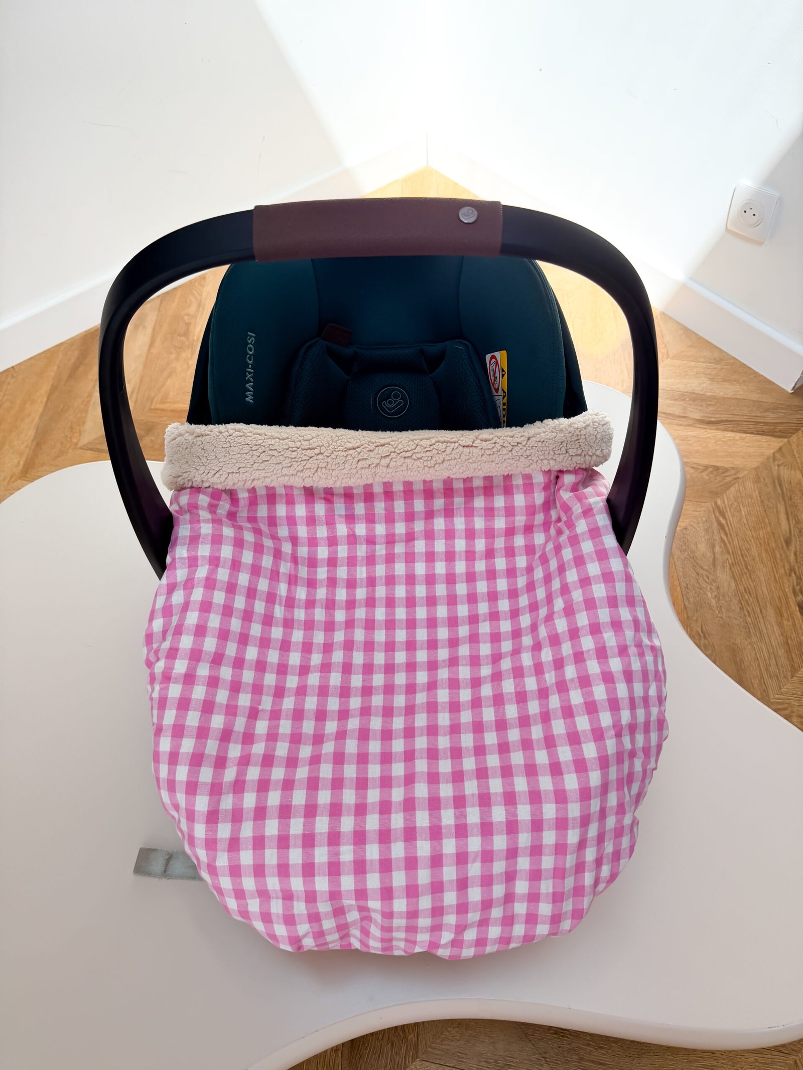 EN STOCK- Couverture de cosy vichy rose