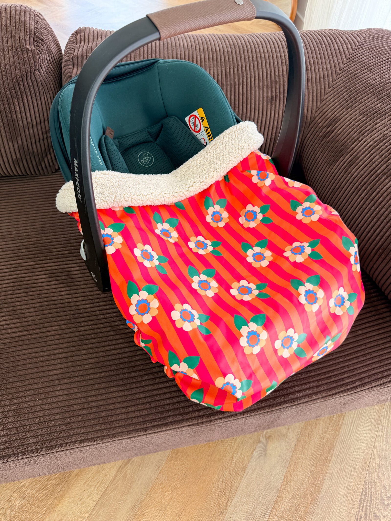 DISPONIBLE- Couverture 3 en 1 imperméable Blume