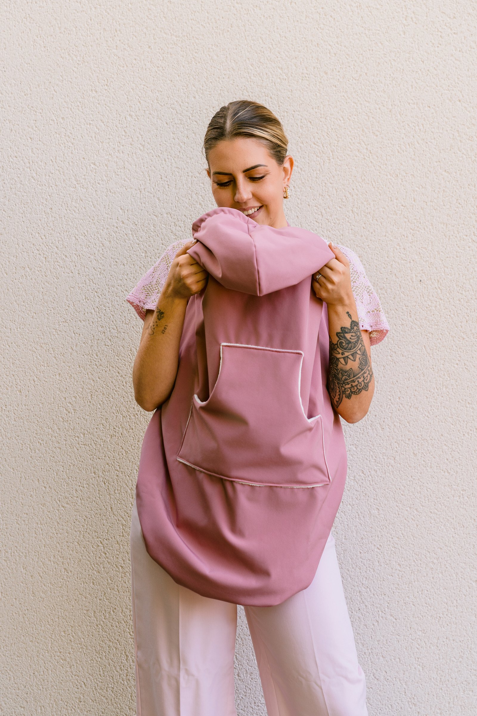 DISPONIBLE - Couverture de portage imperméable rose intense